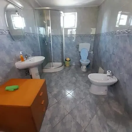 Best House Tuzla Penzion
